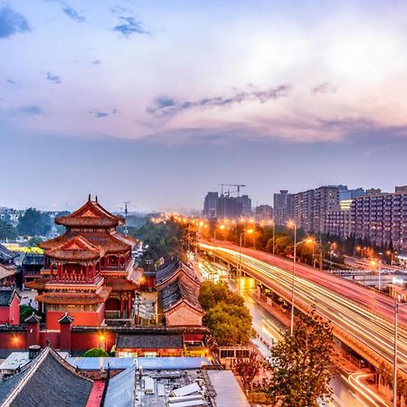 Happy Dragon Alley Hotel-In The City Center With Big Window&Free Coffe Laundry Fluent English Speaking,Tourist Attractions Ticket Service&Food Recommendation,Near Tian Anmen Forbiddencity,Near Lama Temple,Easy To Walk To Nanluoalley&Shichahai Pékin  Extérieur photo