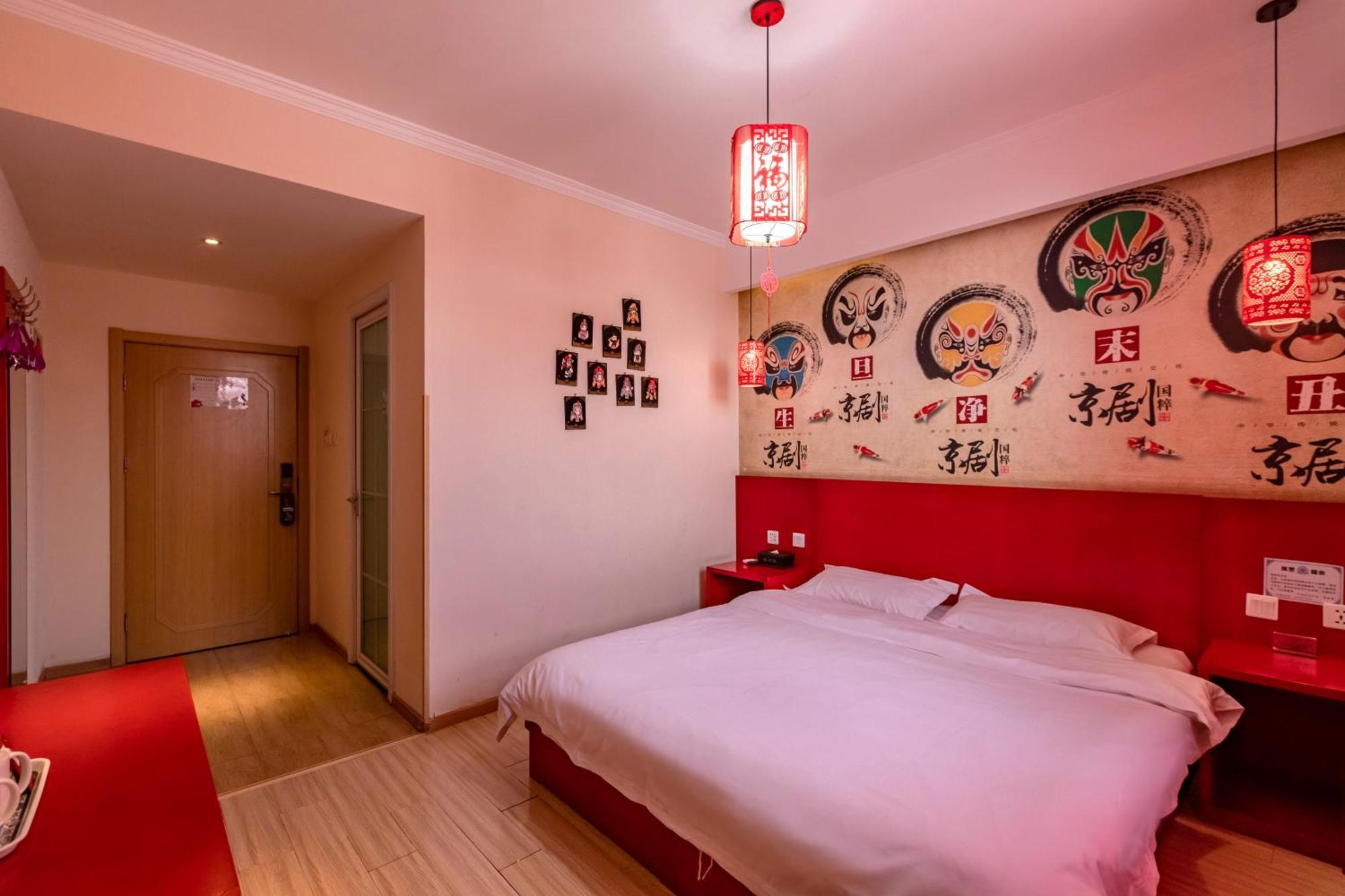 Happy Dragon Alley Hotel-In The City Center With Big Window&Free Coffe Laundry Fluent English Speaking,Tourist Attractions Ticket Service&Food Recommendation,Near Tian Anmen Forbiddencity,Near Lama Temple,Easy To Walk To Nanluoalley&Shichahai Pékin  Extérieur photo